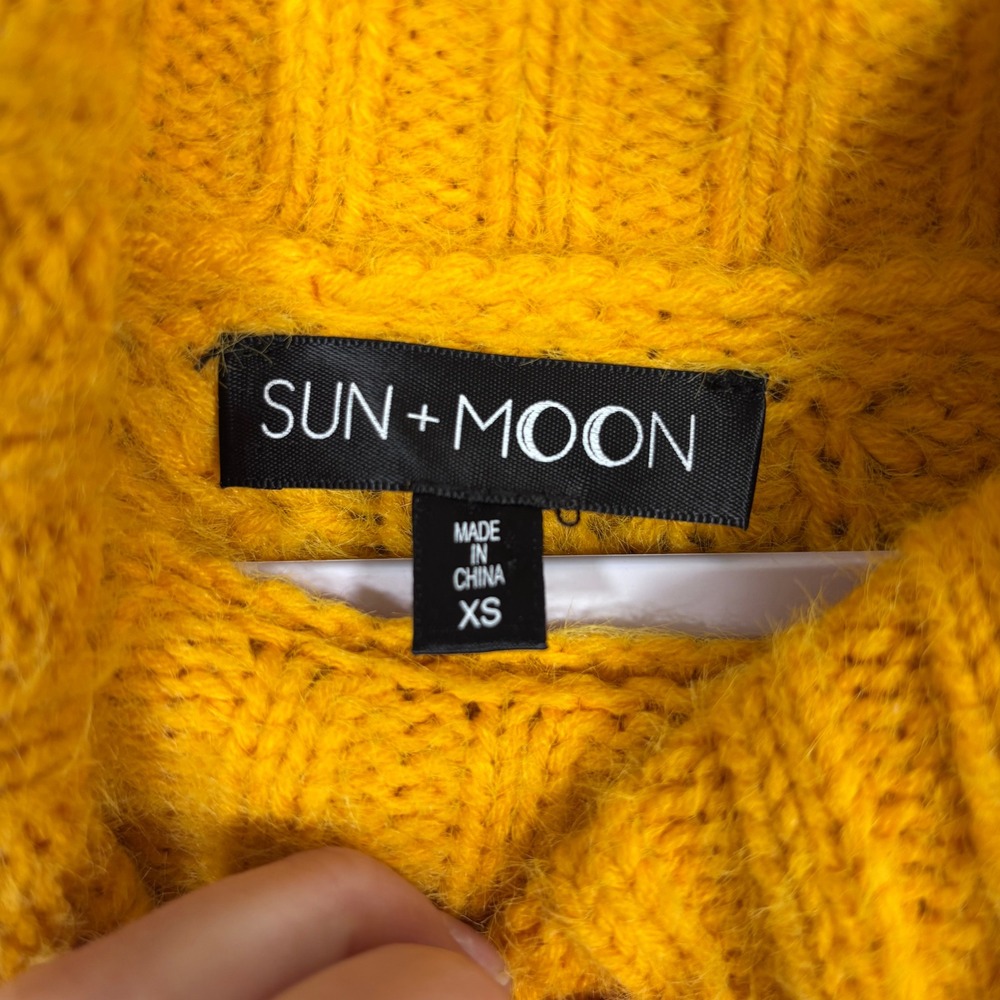 SUN MOON Cable Knit Turtleneck Sweater‎ XS Mustard Marigold Crop Cozy Flare Bell - Picture 4 of 10